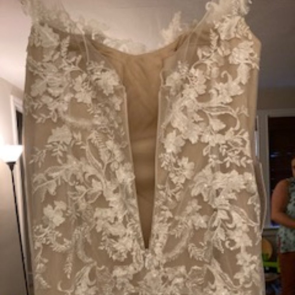 Azazie Eudora Wedding Dress Diamond White/Champagne Size WD18 - Picture 12 of 14